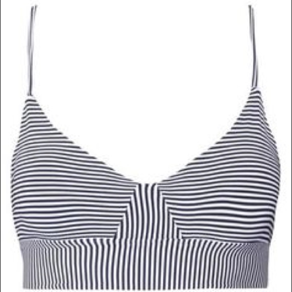 Olympia Activewear Daphne Bra - pinstripe. Size: P